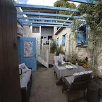 Cottage Houses דירה Pentakomo