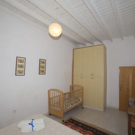 Cottage Houses * Pentakomo