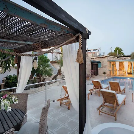 Cottage Houses Appartement Pentakomo