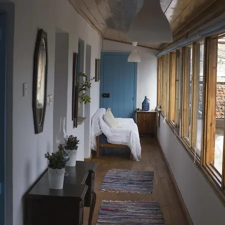 Cottage Houses Apartment *