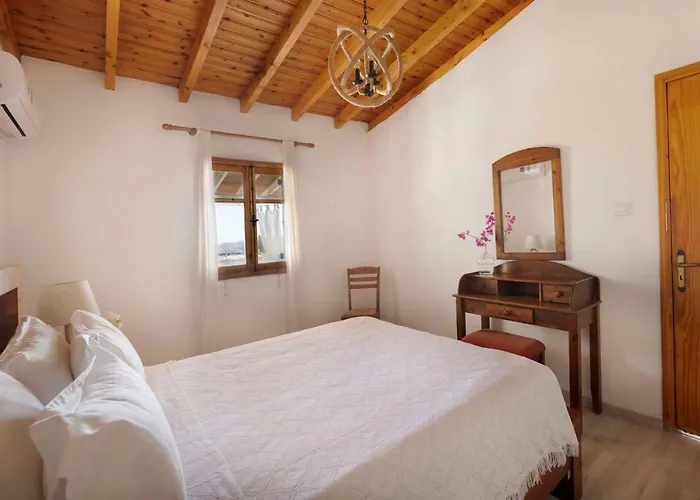 Cottage Houses Apartmán Pentakomo