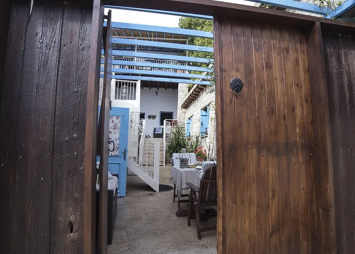 Cottage Houses Apartmán Pentakomo