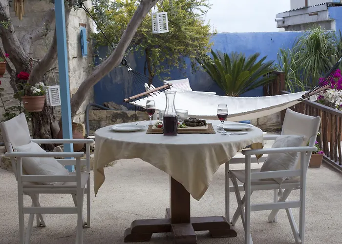 Cottage Houses * Pentakomo